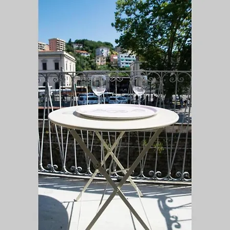 Casaurora - 20steps From 5 Terre Train Station In La Spezia