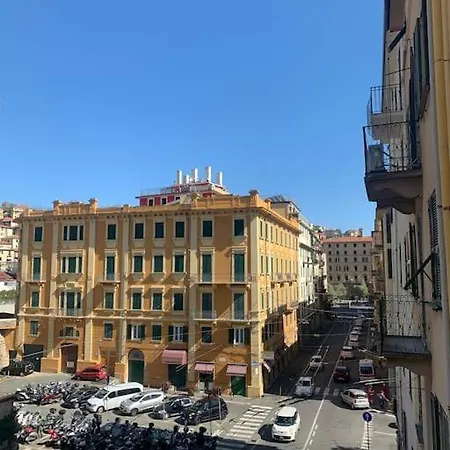 Apartment Casaurora - 20steps From 5 Terre Train Station In