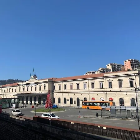 Casaurora - 20steps From 5 Terre Train Station In Apartment